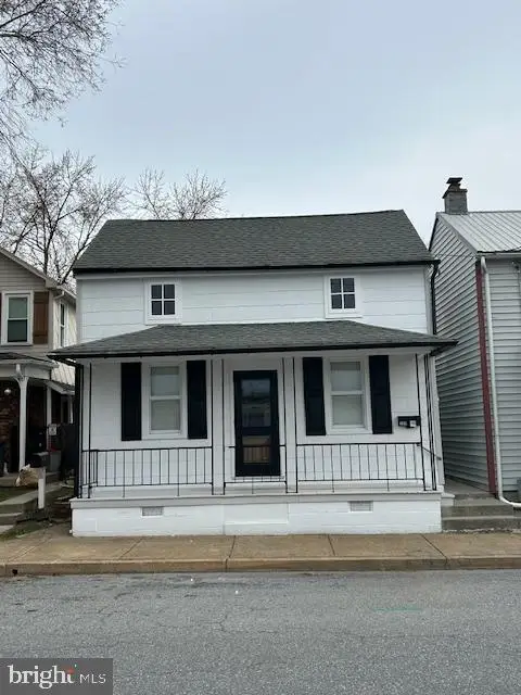309 S Cherry St, MANHEIM, PA 17545