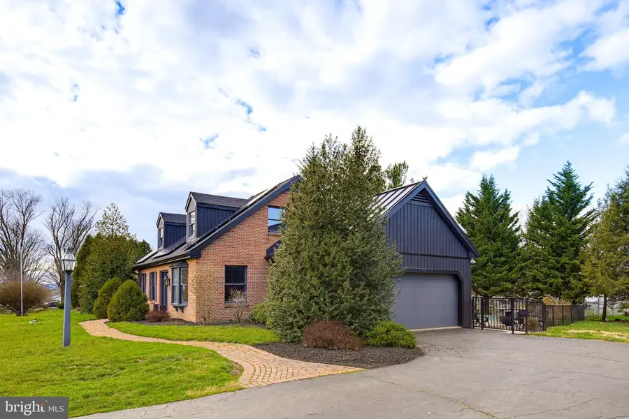 3937 Locust Grove Rd, Columbia, PA 17512 - #2