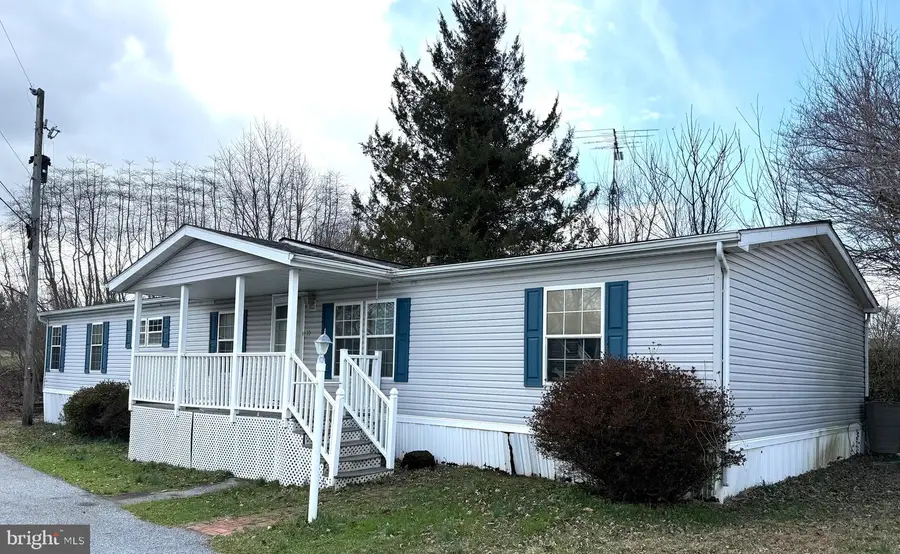 15 Crystal Dr, Manheim, PA 17545 - #2