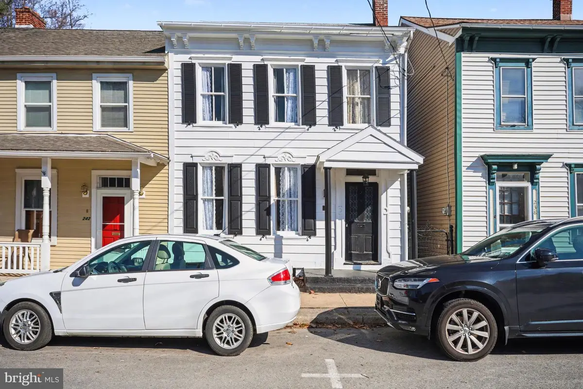 240 W Market St, Marietta, PA 17547 - #1