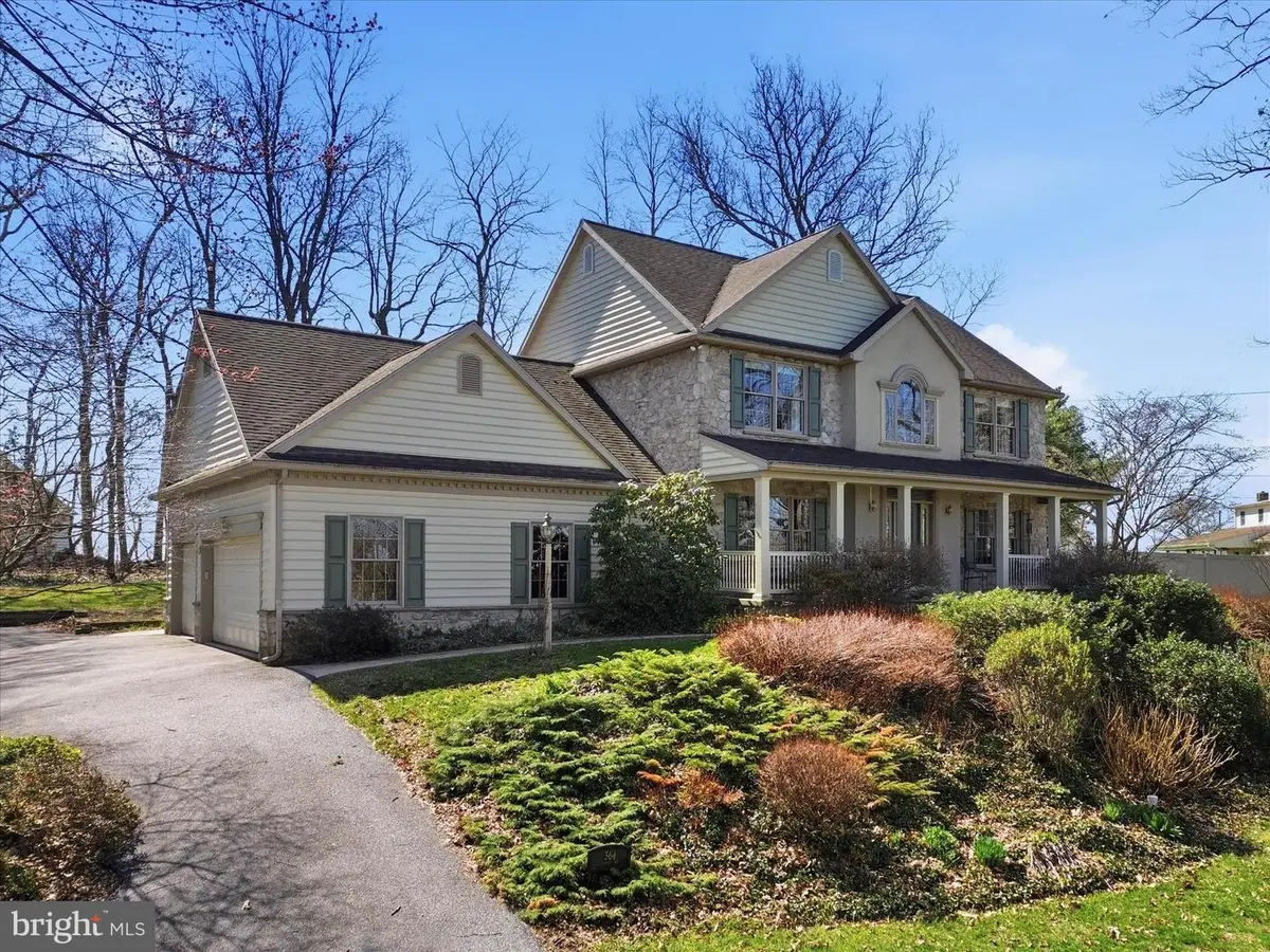 364 Evans Rd, Lititz, PA 17543 - #1
