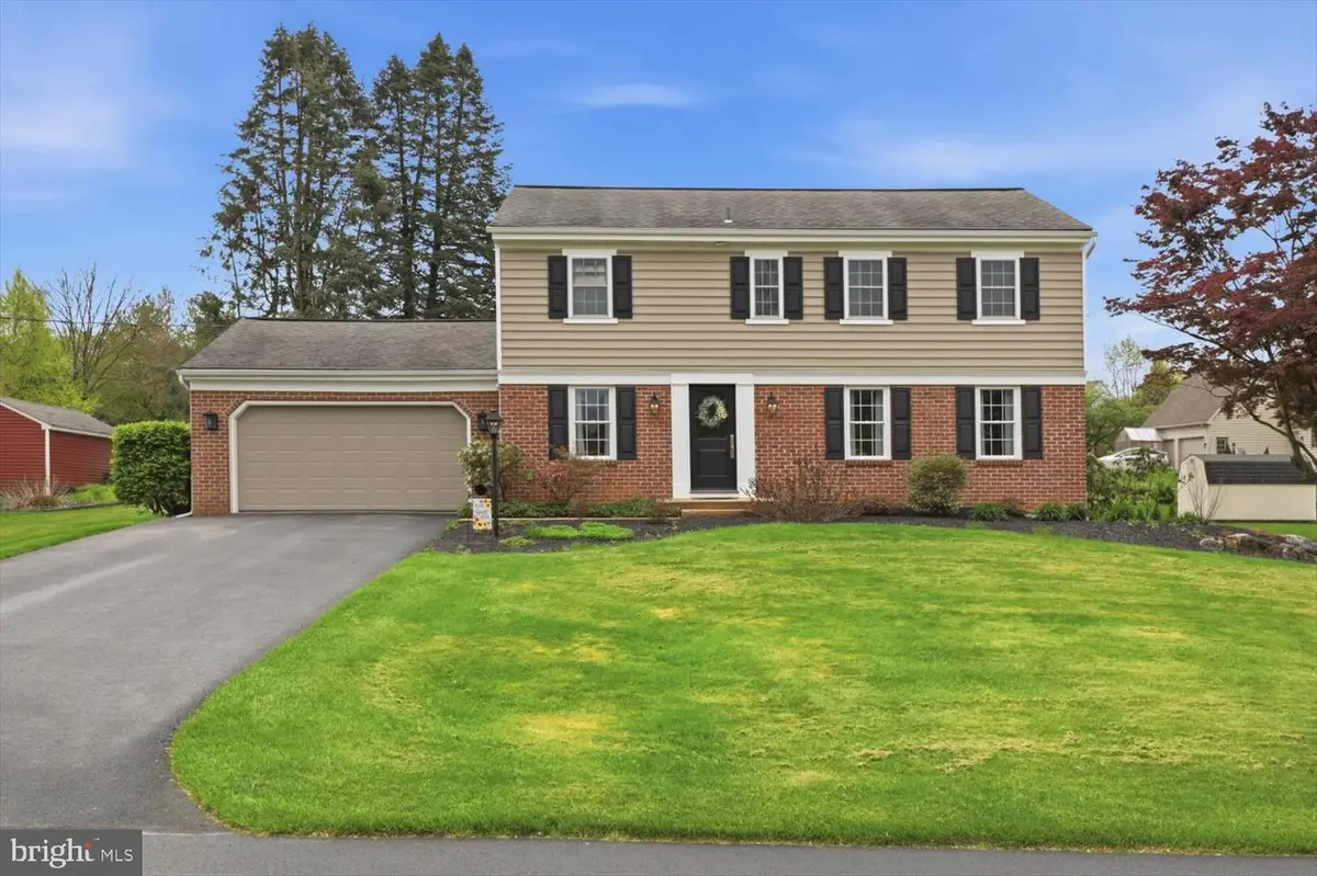 2182 Veumont Dr, Lancaster, PA 17601 - #1