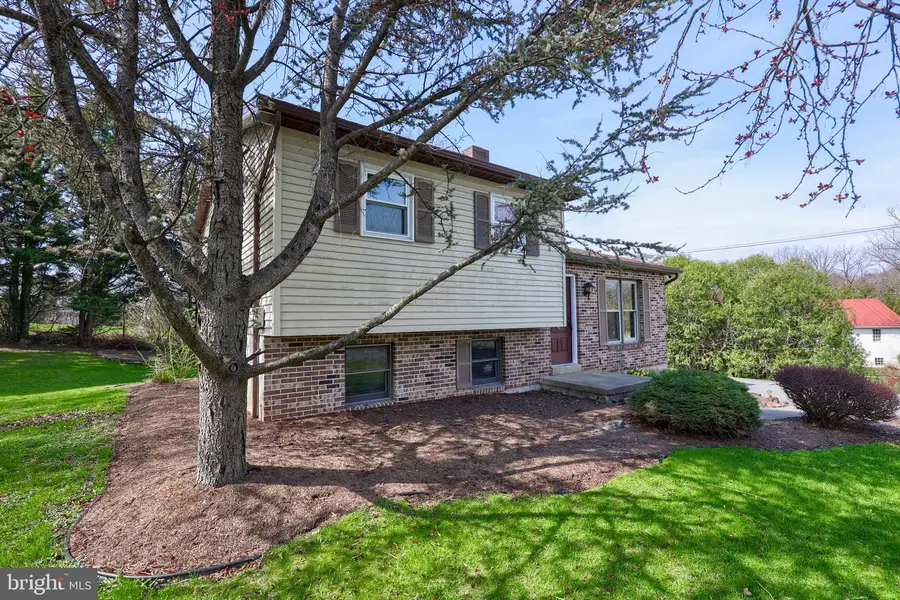 8 Bunker Hill Rd, Stevens, PA 17578 - #3