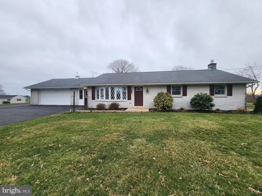 1847 Hossler Rd, Manheim, PA 17545 - #2