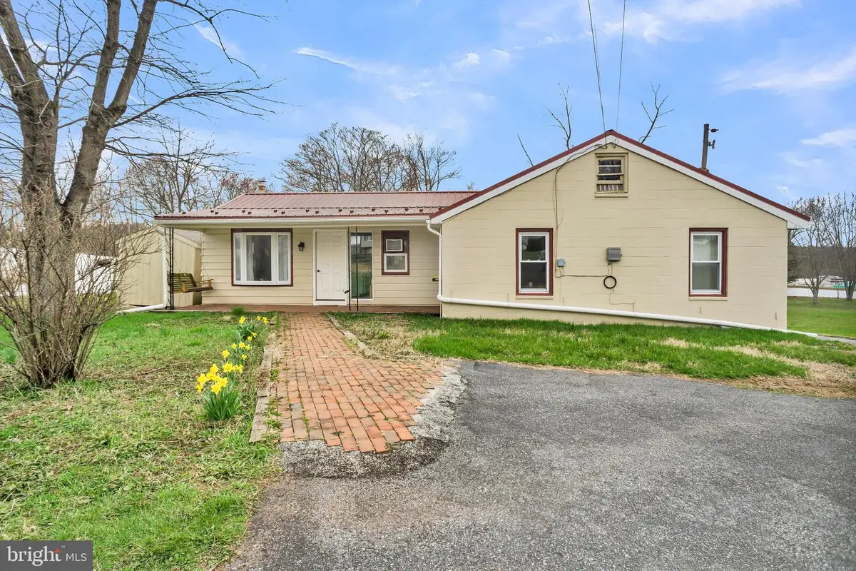 355 Reinholds Rd, Denver, PA 17517 - #1