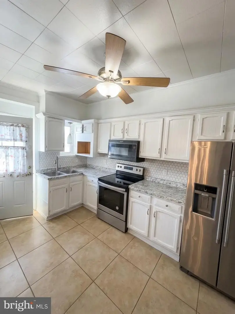 22 E Liberty St, Lancaster, PA 17602 - #2