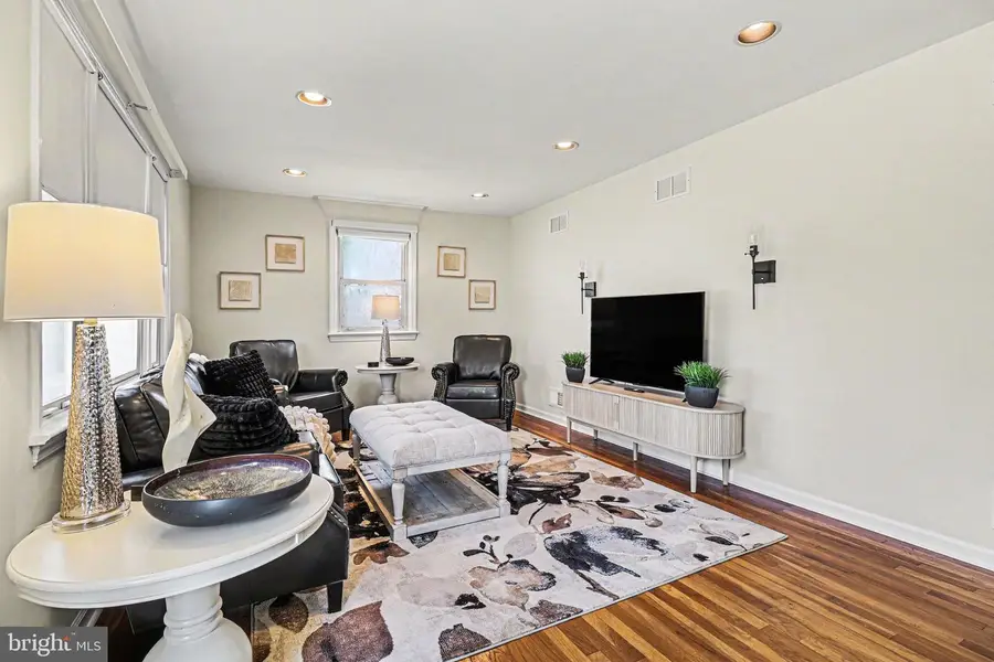 913 Stehman Rd, Millersville, PA 17551 - #2