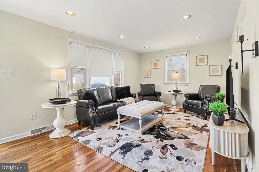 913 Stehman Rd, Millersville, PA 17551 - #3