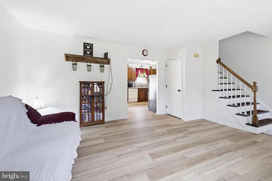 212 Beechwood Ln, Elizabethtown, PA 17022 - #3