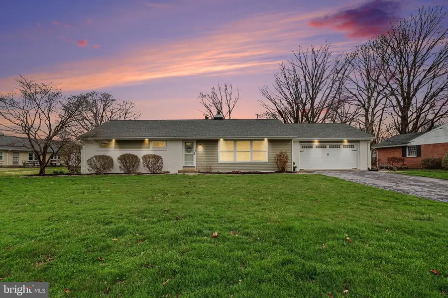 247 Froelich Ave, Mountville, PA 17554 - #2