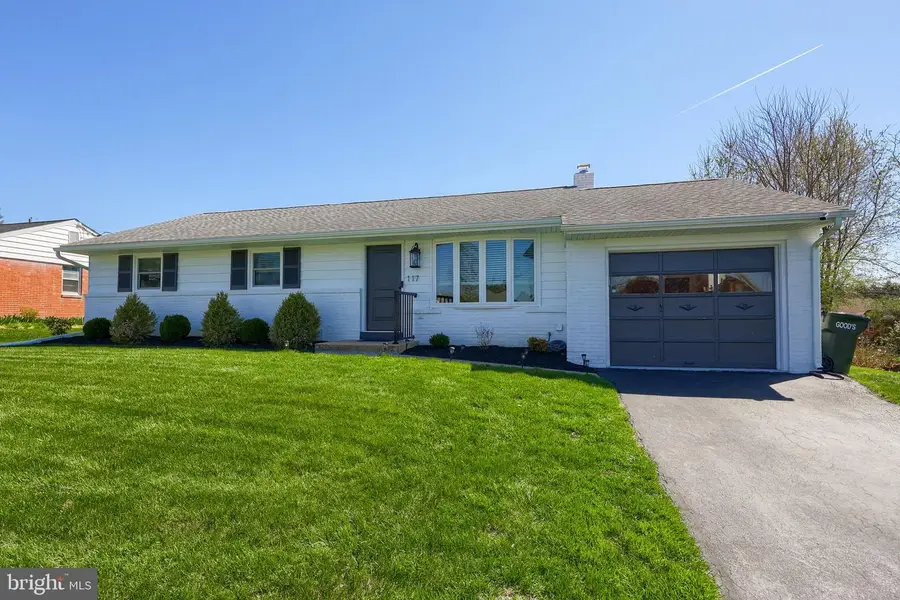 117 Whitney Rd, Lancaster, PA 17603 - #2