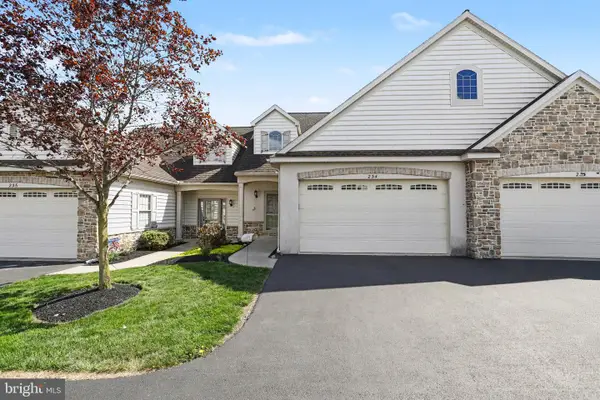 234 Masonic Dr, ELIZABETHTOWN, PA 17022