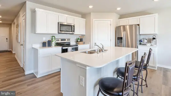 205 Lindsey Dr, COLUMBIA, PA 17512