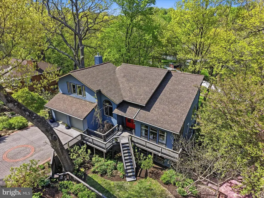 137 E Woods Dr, Lititz, PA 17543 - #2