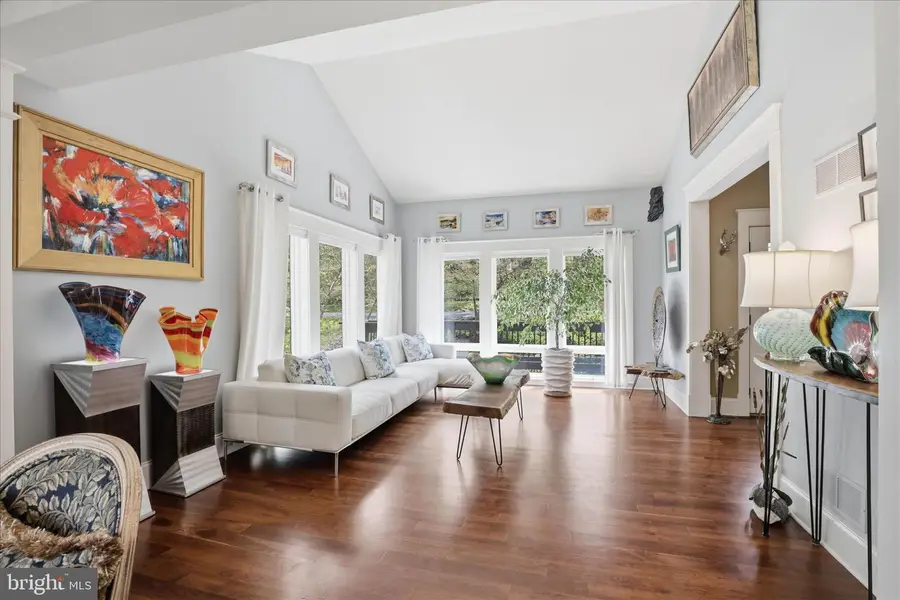 137 E Woods Dr, Lititz, PA 17543 - #3