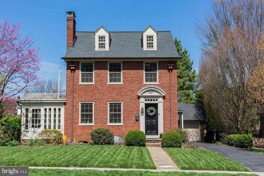 927 Martha Ave, Lancaster, PA 17601 - #2