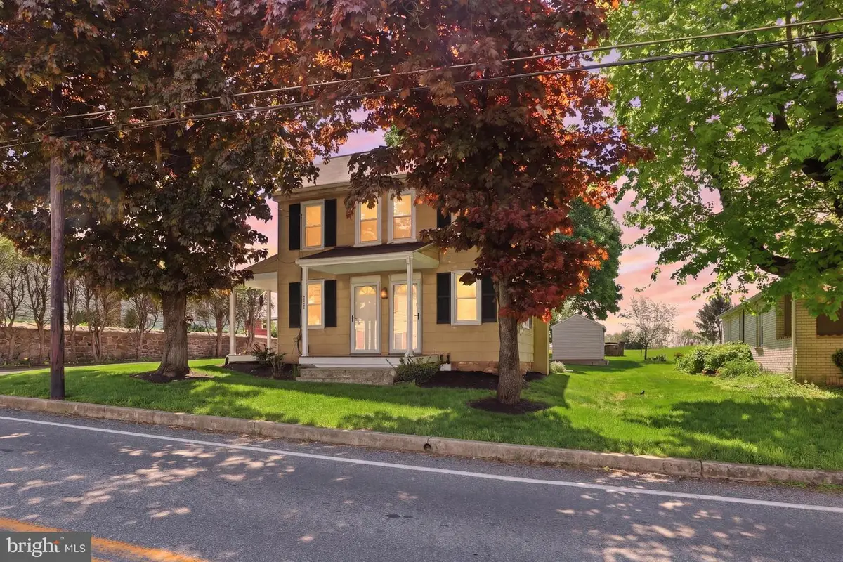 2152 Cloverleaf Rd, Mount Joy, PA 17552 - #1