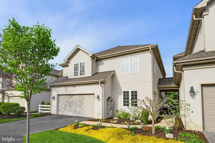 704 Woodfield Dr, Lititz, PA 17543 - #3