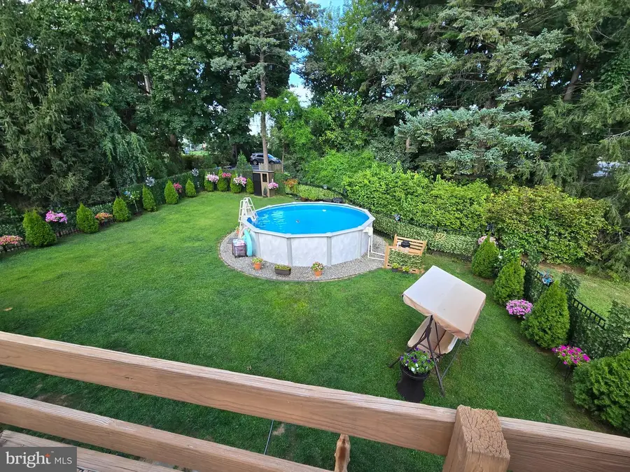 310 Bluff View Dr, Lancaster, PA 17601 - #2