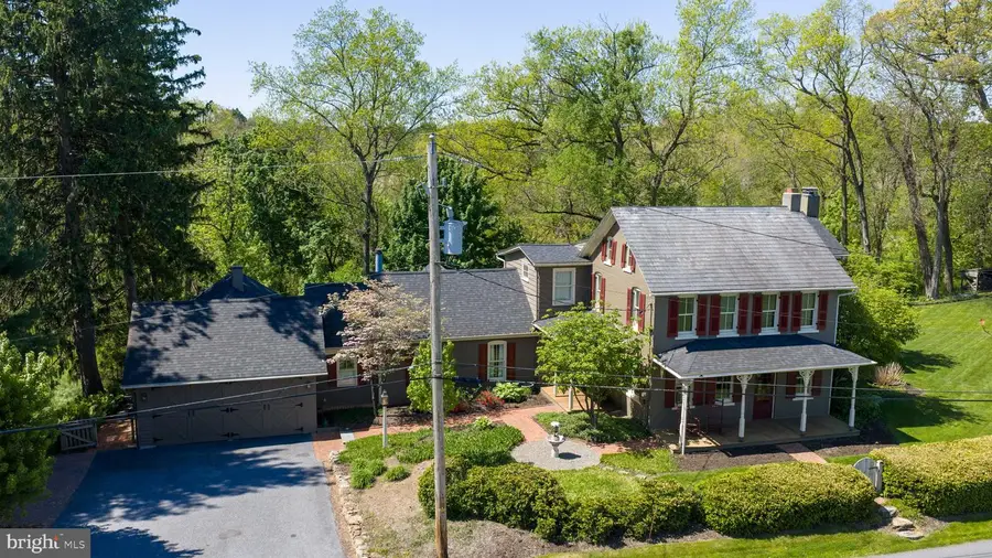 1522 Hunsecker Rd, Bird In Hand, PA 17505 - #3