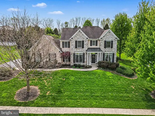 2118 Meadow Ridge Dr, LANCASTER, PA 17601