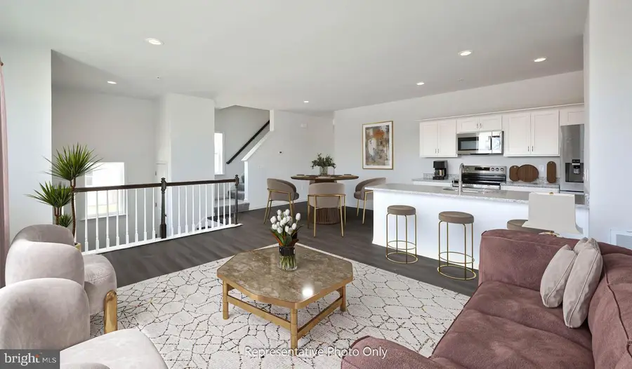 2 N Conifer Dr, Elizabethtown, PA 17022 - #2