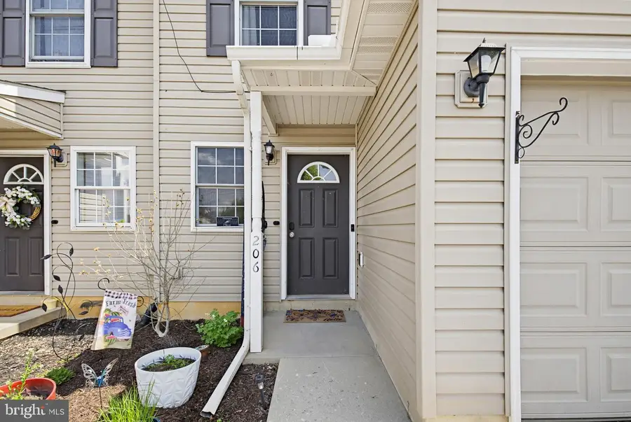 206 Red Cedar Ln, Marietta, PA 17547 - #2