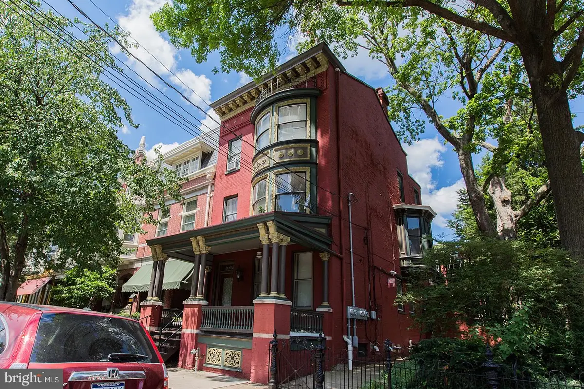 419 W Orange St, Lancaster, PA 17603 - #1