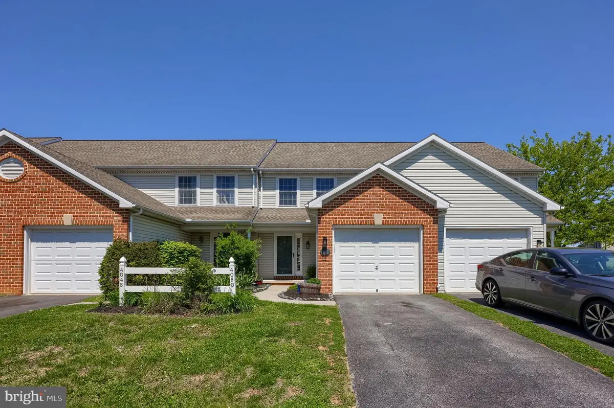 4050 Parkside Ct, Mount Joy, PA 17552 - #1