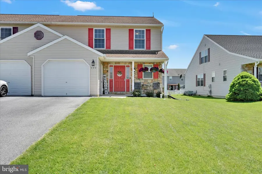 480 Daisy Dr, New Holland, PA 17557 - #3
