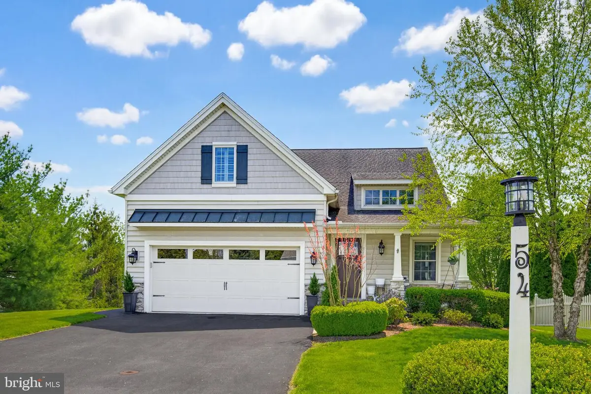 54 Circle Rock Dr, Ephrata, PA 17522 - #1