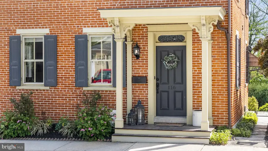 116 E Main St, Strasburg, PA 17579 - #2