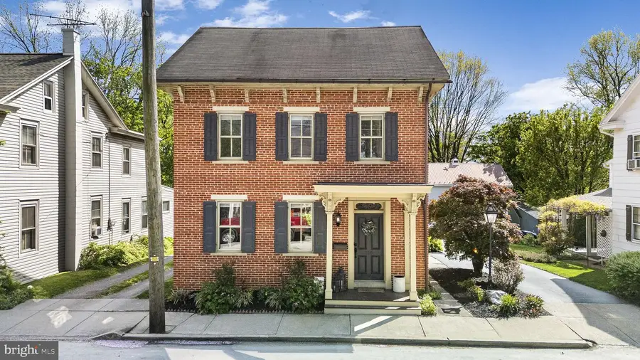 116 E Main St, Strasburg, PA 17579 - #3