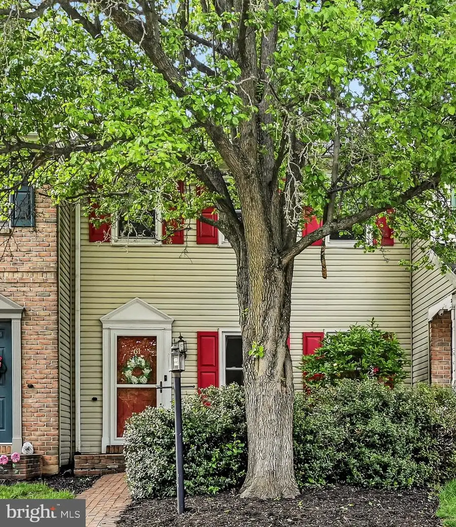 61 Brookfield Rd, Lititz, PA 17543 - #2