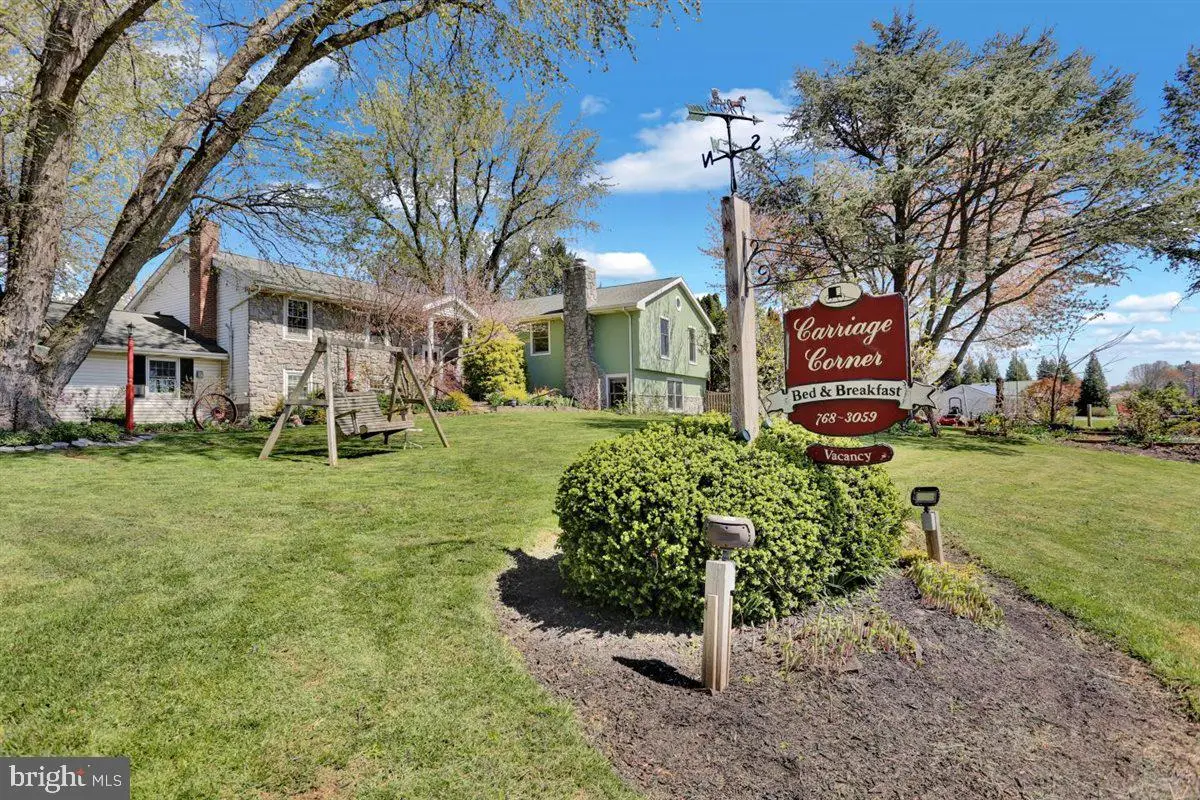 3705 E Newport Rd, Intercourse, PA 17534 - #1