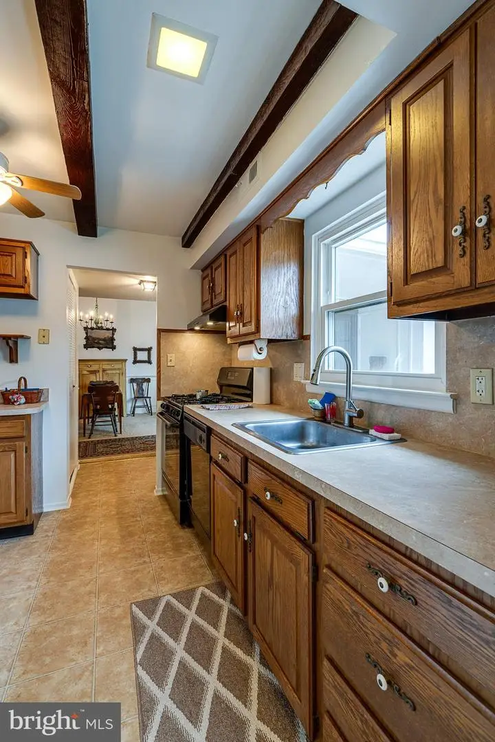 418 Valleybrook Dr, Lancaster, PA 17601 - #3