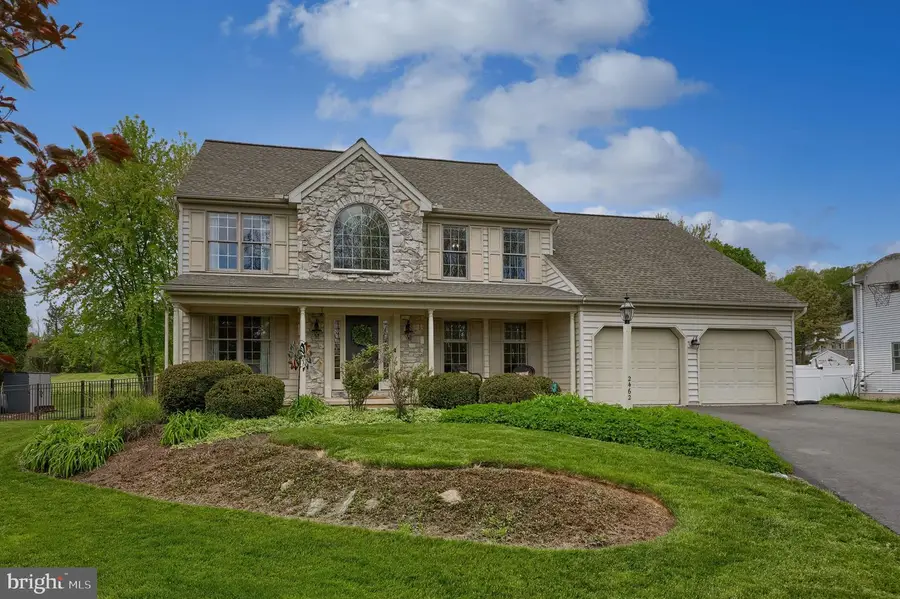 2462 Carriage Dr, Lancaster, PA 17601 - #2