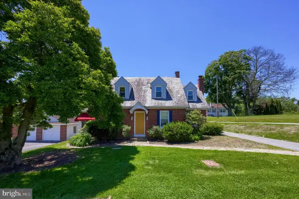 2162 Millersville Rd, LANCASTER, PA 17603