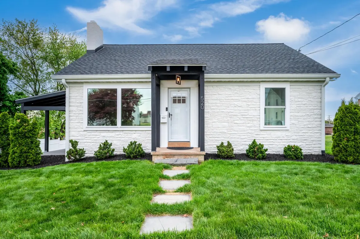 520 Elm St, Denver, PA 17517 - #1