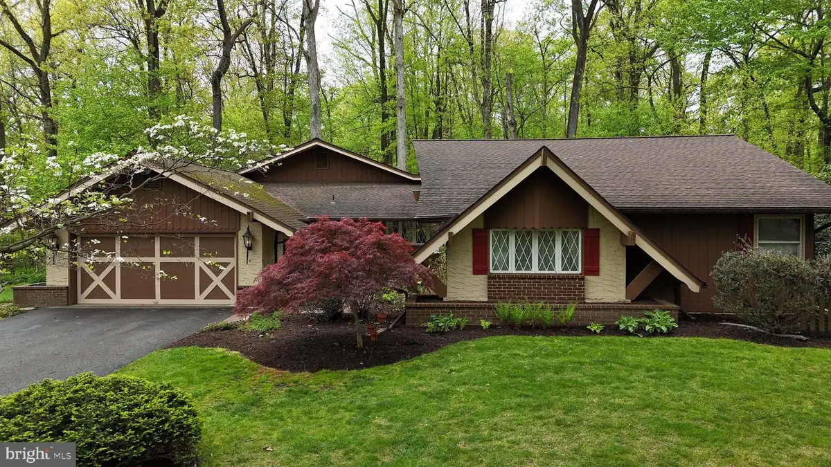 120 Angela Dr, New Holland, PA 17557 - #1