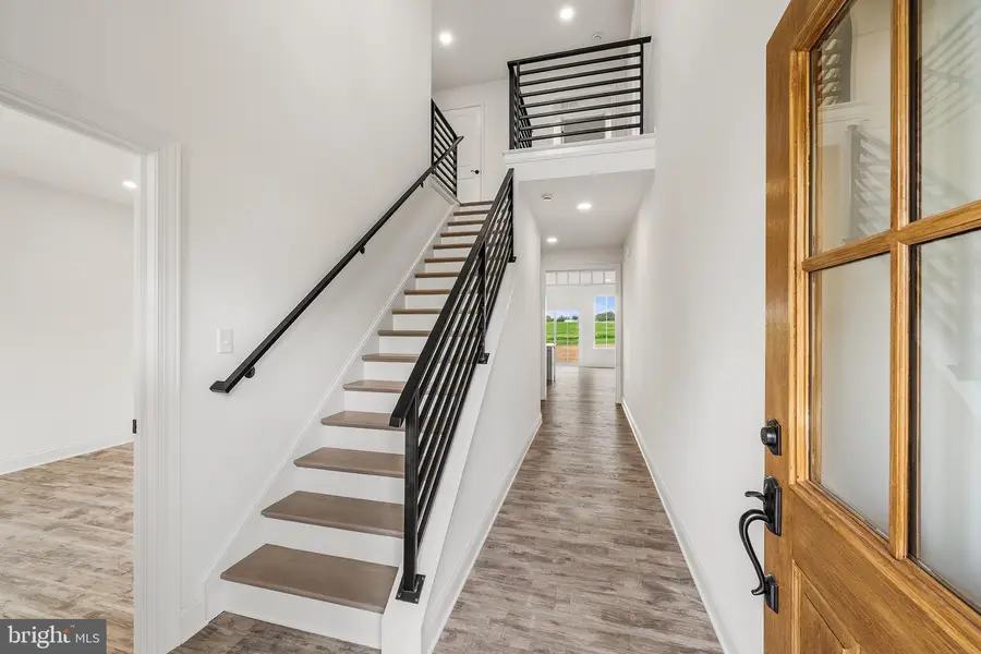 27 Lausch Rd, Denver, PA 17517 - #2