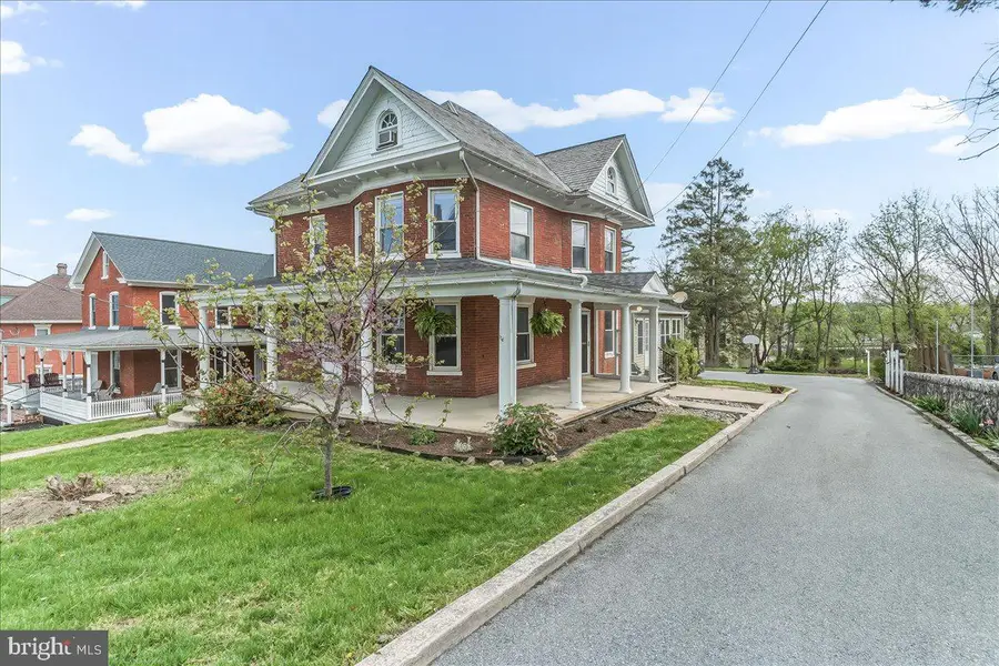825 Pequea Ave, Gap, PA 17527 - #2