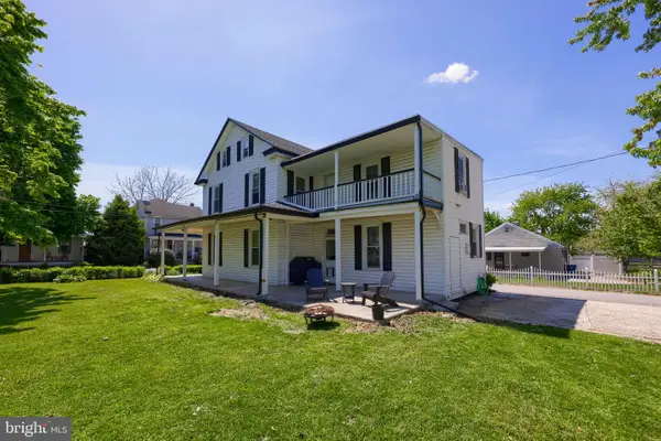 149 W Broad St, SALUNGA, PA 17538