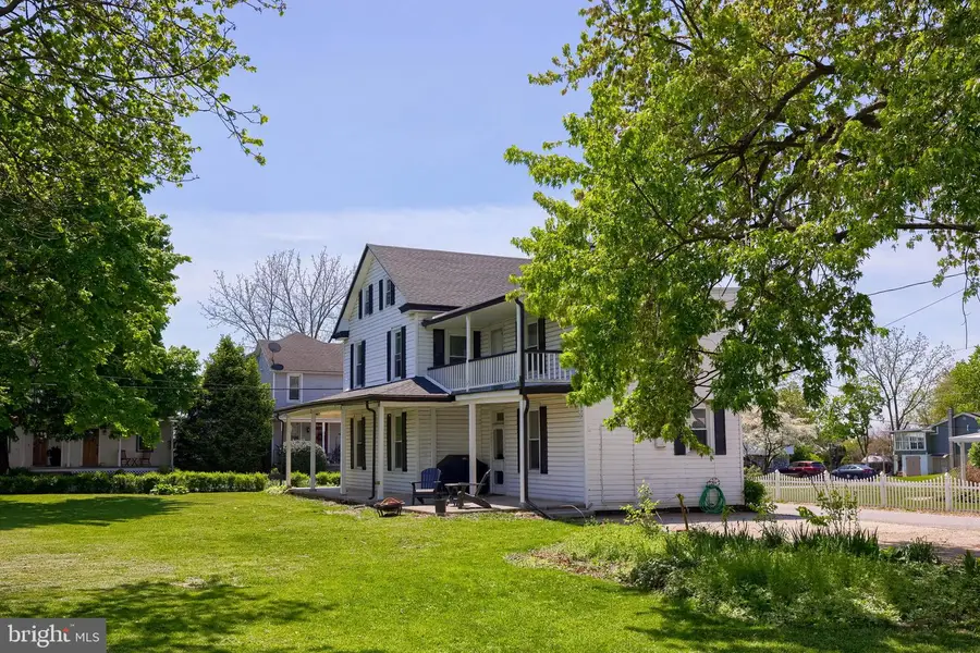 149 W Broad St, Salunga, PA 17538 - #2