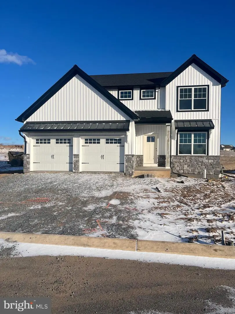 227 Randolph Dr, Elizabethtown, PA 17022 - #2