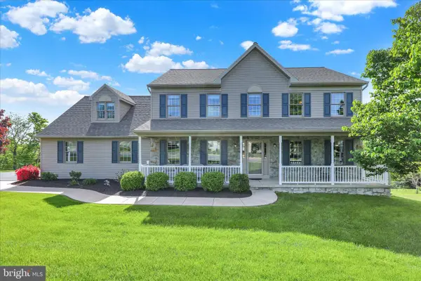 678 W Ridge Rd, ELIZABETHTOWN, PA 17022