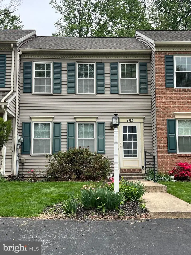 162 Old Hershey Rd, Elizabethtown, PA 17022 - #1