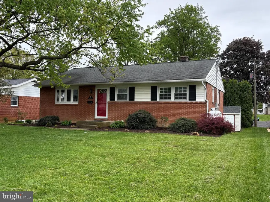 214 Ziegler St, Mount Joy, PA 17552 - #2