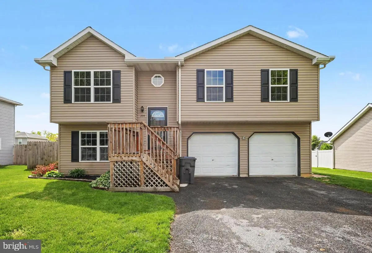 239 Cypress St, Bainbridge, PA 17502 - #1