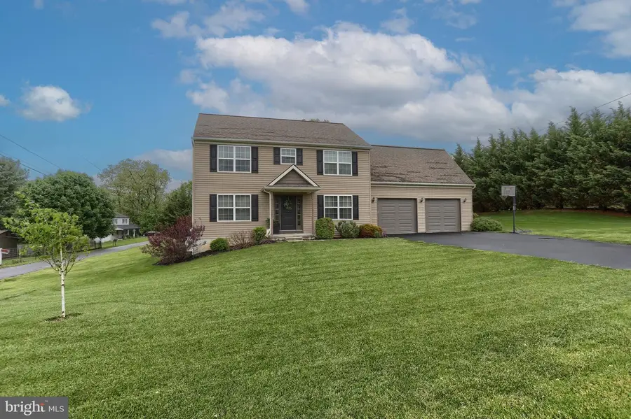 2 Freys Rd, Elizabethtown, PA 17022 - #2